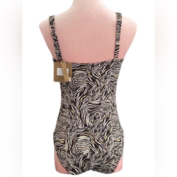 NWT Nip Tuck Swim Stylish Gold Foil Zebra Print Women’s One Piece Swimsuit Size8 - Picture 8 of 9